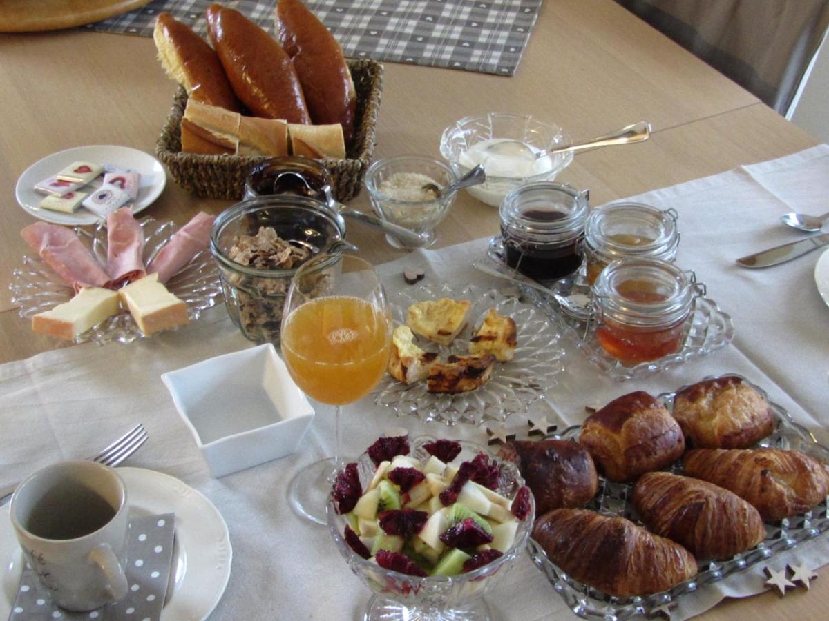 Reve Gourmand Bed & Breakfast Beauraing Bagian luar foto